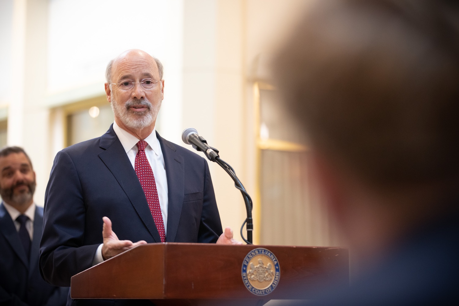 Pennsylvania Governor Tom Wolf answers a question from a student reporter.  Celebrating the success of the PAsmart workforce development program to create educational opportunities at schools across the commonwealth, Governor Tom Wolf welcomed more than 50 students from the Pennsylvania Rural Robotics Initiative to the Capitol today. The students from nine western Pennsylvania school districts showcased their skills in coding, robotics and drone technology. The Wolf administration awarded the initiative a $299,000 PAsmart Advancing Grant earlier this year. Harrisburg, PA  Tuesday, November 12, 2019<br><a href="https://filesource.amperwave.net/commonwealthofpa/photo/17587_gov_pasmart_rural_robotics_dz_019.jpg" target="_blank">⇣ Download Photo</a>