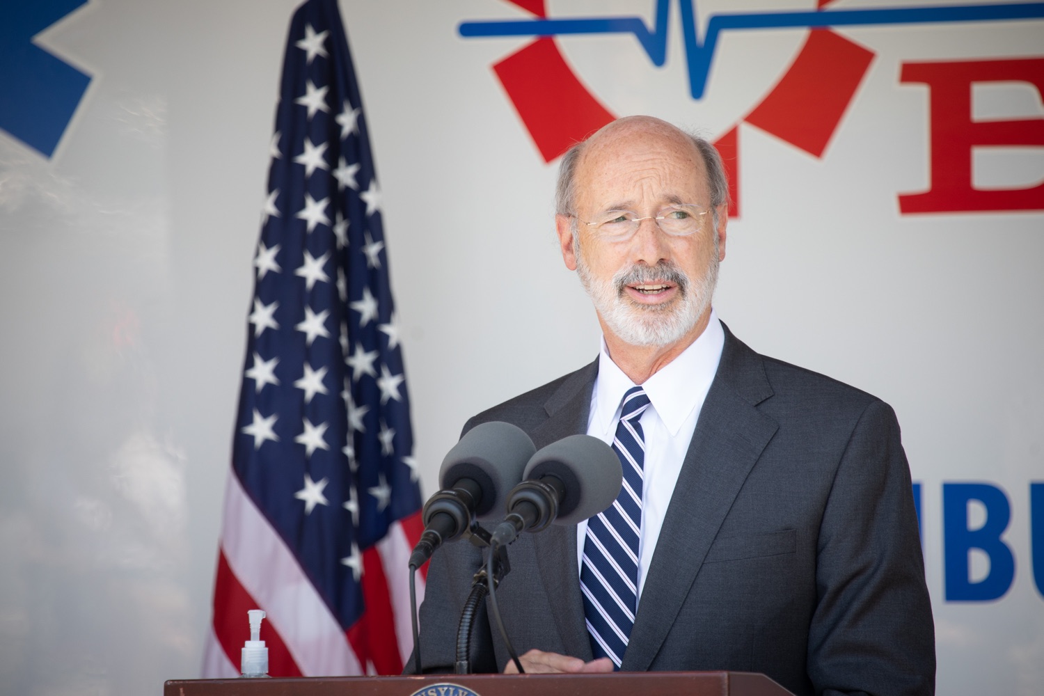 Pennsylvania Governor Tom Wolf speaking with Lancaster EMS employees and their families. Governor Tom Wolf visited the Millersville location of Lancaster EMS today to thank first responders and learn about how they are adapting their critical work during the states response to the COVID-19 pandemic.  Millersville, PA  July 30, 2020<br><a href="https://filesource.amperwave.net/commonwealthofpa/photo/18180_gov_first_responders_dz_002.jpg" target="_blank">⇣ Download Photo</a>