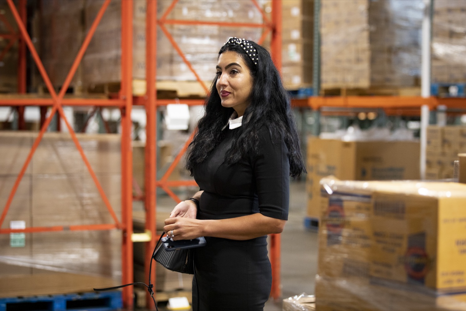 Second Lady of Pennsylvania Gisele Fetterman tours the Westmoreland Food Bank, in Delmont, PA on September 23, 2021.<br><a href="https://filesource.amperwave.net/commonwealthofpa/photo/19091_ag_doordash_cz_21.jpg" target="_blank">⇣ Download Photo</a>
