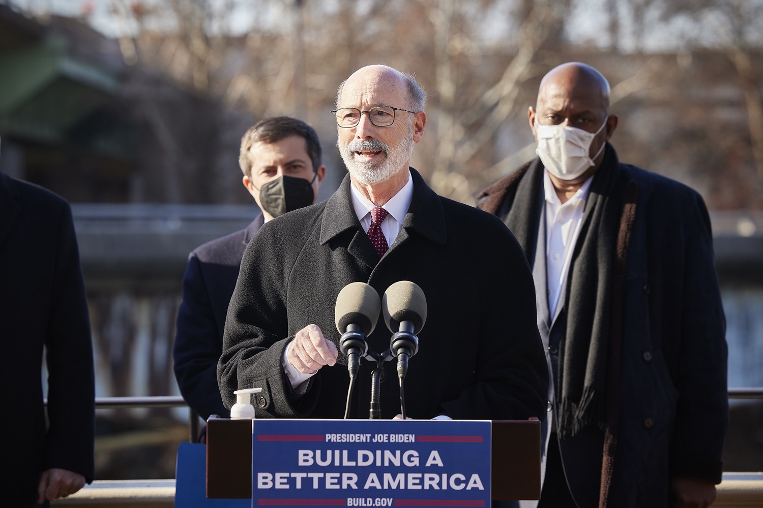 Pennsylvania Governor Tom Wolf speaks with the press.  Governor Tom Wolf stood alongside U.S. Transportation Secretary Pete Buttigieg to launch the largest bridge formula program in American history, made possible by the passage of the Bipartisan Infrastructure Law. Pennsylvania is set to receive $1.6 billion to fix more than 3,000 bridges across the commonwealth.  Philadelphia, PA  January 14, 2021<br><a href="https://filesource.amperwave.net/commonwealthofpa/photo/20426_gov_bridgeAnnoucement_dz_003_copy.jpg" target="_blank">⇣ Download Photo</a>