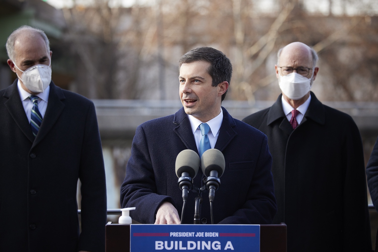 Pete Buttigieg, U.S. Secretary of Transportation speaks with the press.  Governor Tom Wolf stood alongside U.S. Transportation Secretary Pete Buttigieg to launch the largest bridge formula program in American history, made possible by the passage of the Bipartisan Infrastructure Law. Pennsylvania is set to receive $1.6 billion to fix more than 3,000 bridges across the commonwealth.  Philadelphia, PA  January 14, 2021<br><a href="https://filesource.amperwave.net/commonwealthofpa/photo/20426_gov_bridgeAnnoucement_dz_005_copy.jpg" target="_blank">⇣ Download Photo</a>