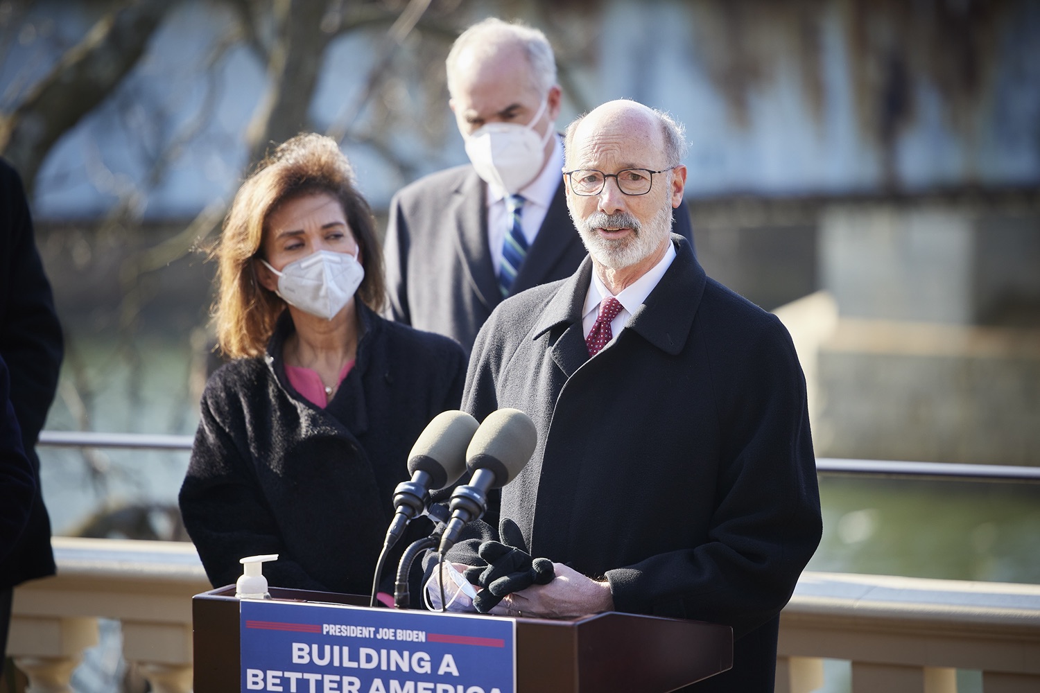 Pennsylvania Governor Tom Wolf speaks with the press.  Governor Tom Wolf stood alongside U.S. Transportation Secretary Pete Buttigieg to launch the largest bridge formula program in American history, made possible by the passage of the Bipartisan Infrastructure Law. Pennsylvania is set to receive $1.6 billion to fix more than 3,000 bridges across the commonwealth.  Philadelphia, PA  January 14, 2021<br><a href="https://filesource.amperwave.net/commonwealthofpa/photo/20426_gov_bridgeAnnoucement_dz_015_copy.jpg" target="_blank">⇣ Download Photo</a>