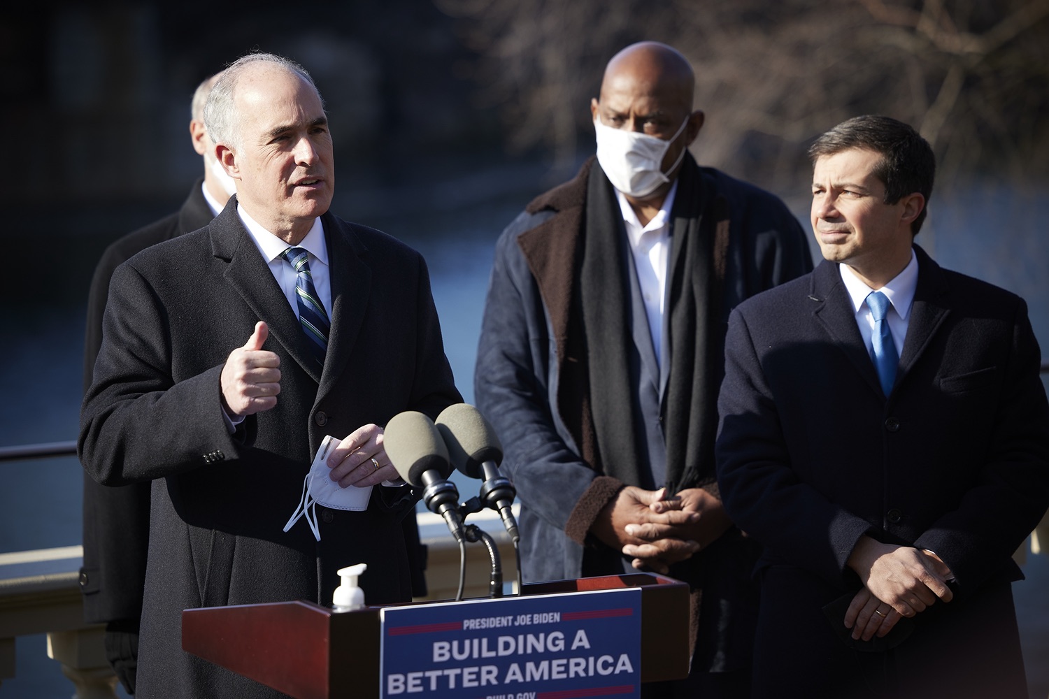 Senator Bob Casey speaks with the press.  Governor Tom Wolf stood alongside U.S. Transportation Secretary Pete Buttigieg to launch the largest bridge formula program in American history, made possible by the passage of the Bipartisan Infrastructure Law. Pennsylvania is set to receive $1.6 billion to fix more than 3,000 bridges across the commonwealth.  Philadelphia, PA  January 14, 2021<br><a href="https://filesource.amperwave.net/commonwealthofpa/photo/20426_gov_bridgeAnnoucement_dz_021_copy.jpg" target="_blank">⇣ Download Photo</a>