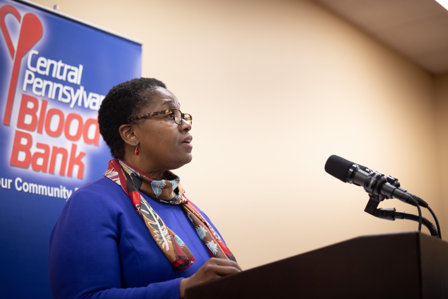 Physician General Dr. Denise A. Johnson speaks with the press.  Pennsylvania Physician General Dr. Denise Johnson and Patrick Bradley, President and CEO of the Central Pennsylvania Blood Bank, expressed their growing concern over the dramatically decreasing number of volunteers who regularly donate blood, during a news conference highlighting the critical need for blood donation across the commonwealth.  February 03, 2022 - Hummelstown, Pa<br><a href="https://filesource.amperwave.net/commonwealthofpa/photo/20488_doh_bloodShortage_dz_017.jpg" target="_blank">⇣ Download Photo</a>