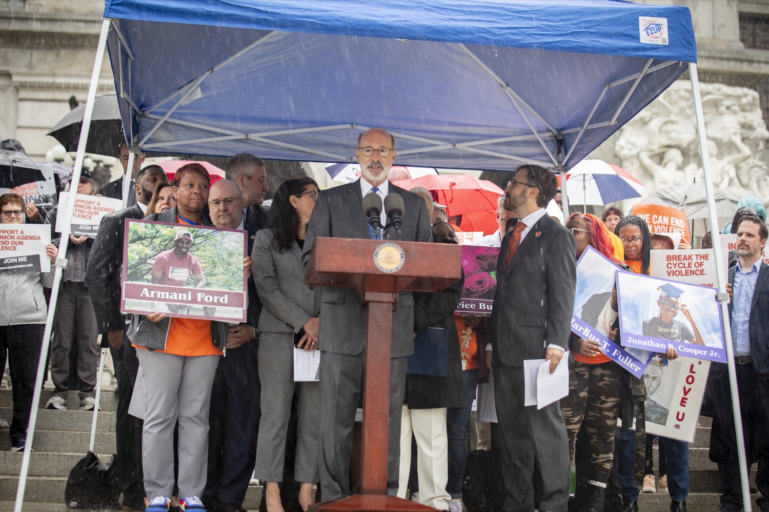 Governor Tom Wolf, joined by CeaseFirePA and more than 200 Pennsylvanians at the Capitol, calls for legislative action to save lives against gun violence, in Harrisburg, PA on April 26, 2022.<br><a href="https://filesource.amperwave.net/commonwealthofpa/photo/20782_gov_ceaseFirePA_14.JPG" target="_blank">⇣ Download Photo</a>