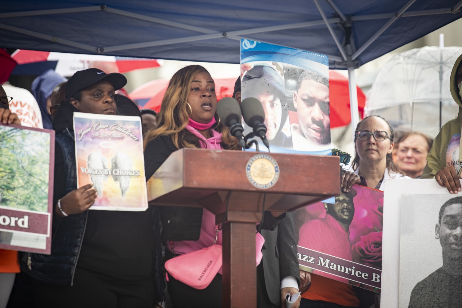 Tahira Fortune, Mother of Samir and Founder of Voices for Choices, calls for legislative action to save lives against gun violence, in Harrisburg, PA on April 26, 2022.<br><a href="https://filesource.amperwave.net/commonwealthofpa/photo/20782_gov_ceaseFirePA_19.JPG" target="_blank">⇣ Download Photo</a>