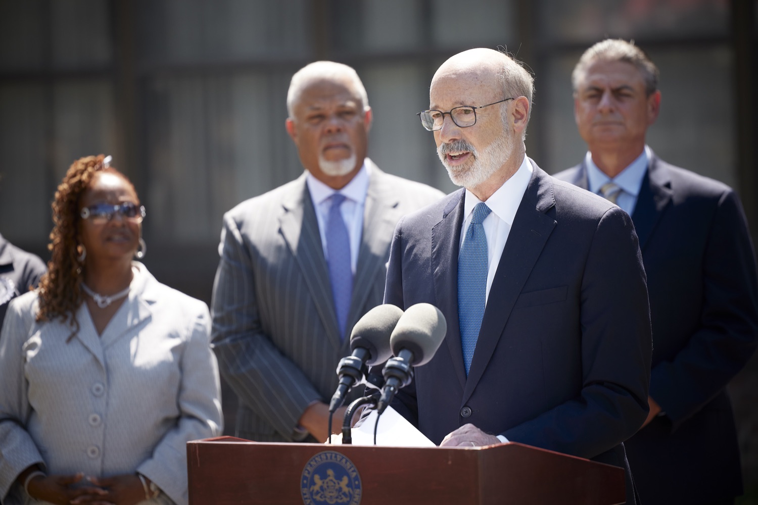 Pennsylvania Governor Tom Wolf speaks with the press.   Governor Tom Wolf was joined by state Representative David Delloso and stakeholders and community members to discuss the reintroduction of the PA Opportunity Program, which would send $2,000 checks directly to Pennsylvanians. I first proposed the PA Opportunity Program back in February, but Republican leaders in the General Assembly just wouldnt get on board with funding it in this years budget, said Gov. Wolf. However, as Ive traveled the commonwealth, Ive heard directly from so many people about how much this program would mean to them and their families. Im not going to stop fighting until the people of Pennsylvania get the help they need and deserve. Folcroft, PA  August 2, 2022<br><a href="https://filesource.amperwave.net/commonwealthofpa/photo/22070_gov_opportunityFund_dz_021.JPG" target="_blank">⇣ Download Photo</a>
