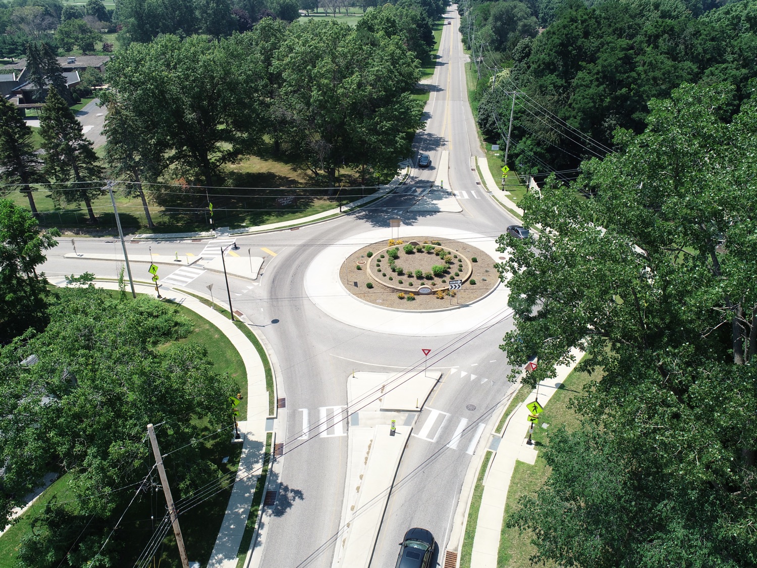 Route 5 and Route 4016 (Millfair Road)<br><a href="https://filesource.amperwave.net/commonwealthofpa/photo/22209_dot_roundabout_photo_3.jpg" target="_blank">⇣ Download Photo</a>