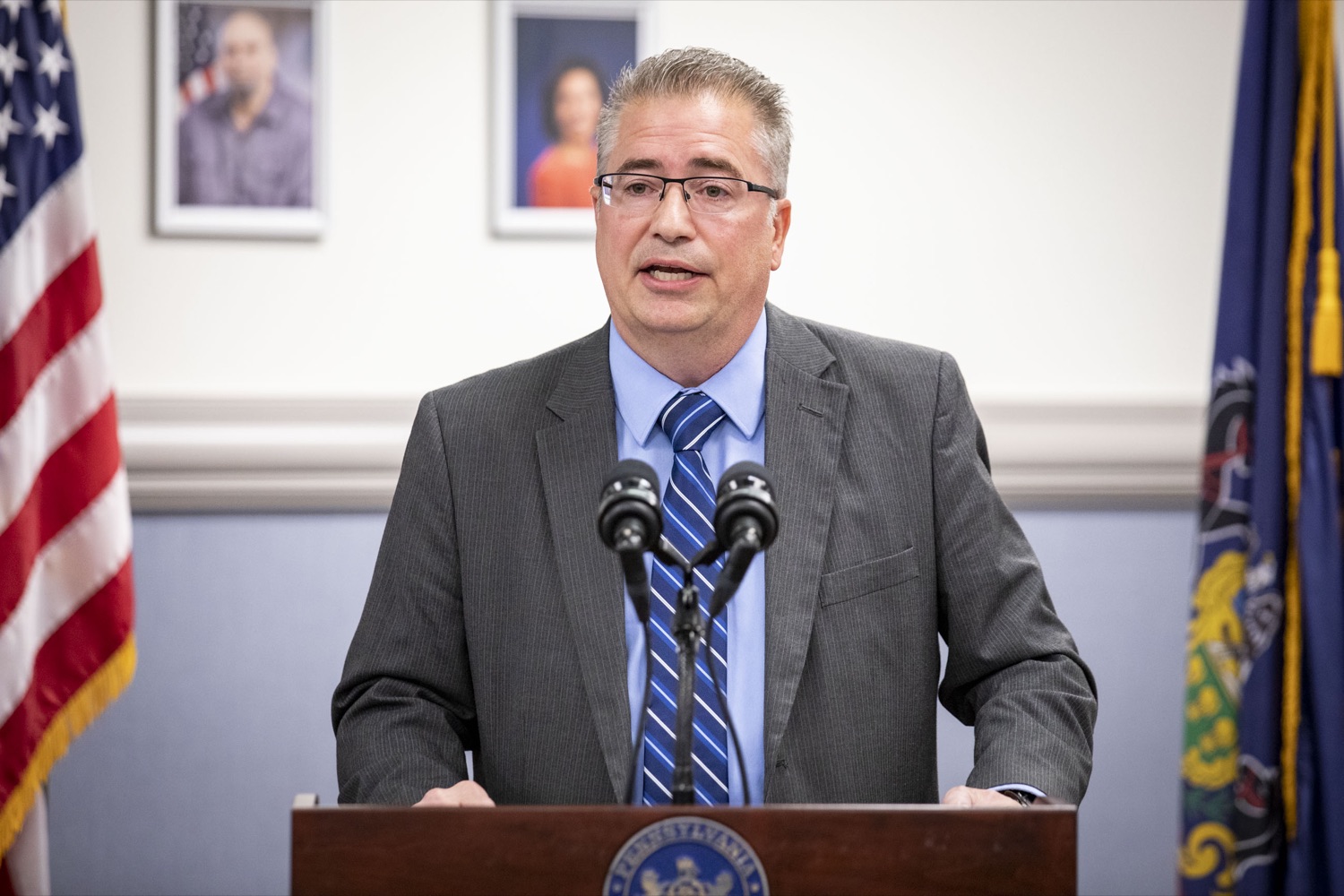 Risk Management Director Brent Lawson discusses enhancements to fight against fraudulent driver license or identification cards being produced or used, in Enola, PA on September 22, 2022.<br><a href="https://filesource.amperwave.net/commonwealthofpa/photo/22223_dot_security_cz_19.jpg" target="_blank">⇣ Download Photo</a>