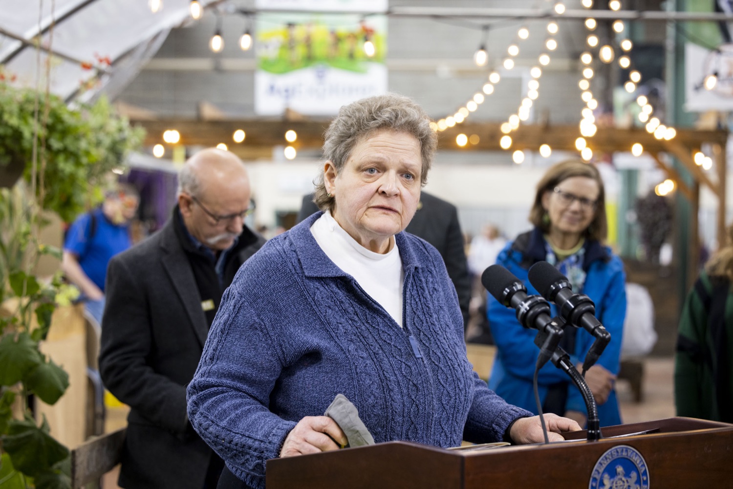 Deputy Secretary of Agriculture Cheryl Cook celebrates growth and innovation in PA organic productions and announces plans to continue that growth, in Harrisburg, PA on January 13, 2023.<br><a href="https://filesource.amperwave.net/commonwealthofpa/photo/22478_ag_organic_capstone_17.jpg" target="_blank">⇣ Download Photo</a>