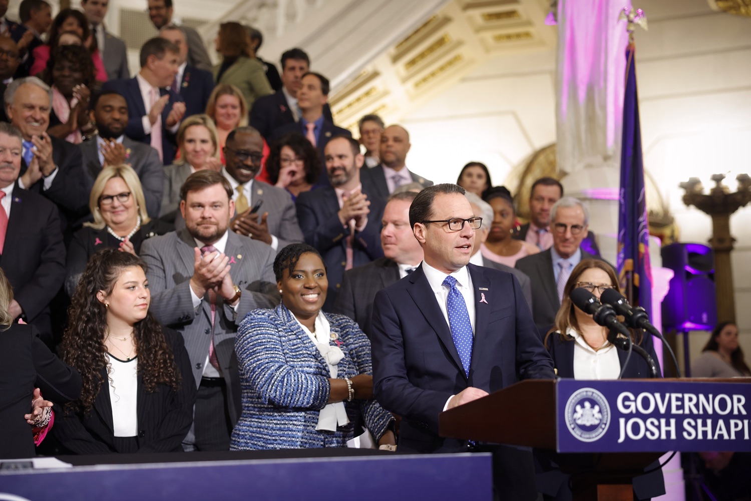 Governor Josh Shapiro signed the first bill of his Administration - Act 1 of 2023, a first-of-its-kind law in the nation that will require insurers to cover preventive breast and ovarian cancer screenings for high-risk women at no cost. MAY 01, 2023 - HARRISBURG, PA<br><a href="https://filesource.amperwave.net/commonwealthofpa/photo/23041_gov_sb8_dz_010.JPG" target="_blank">⇣ Download Photo</a>