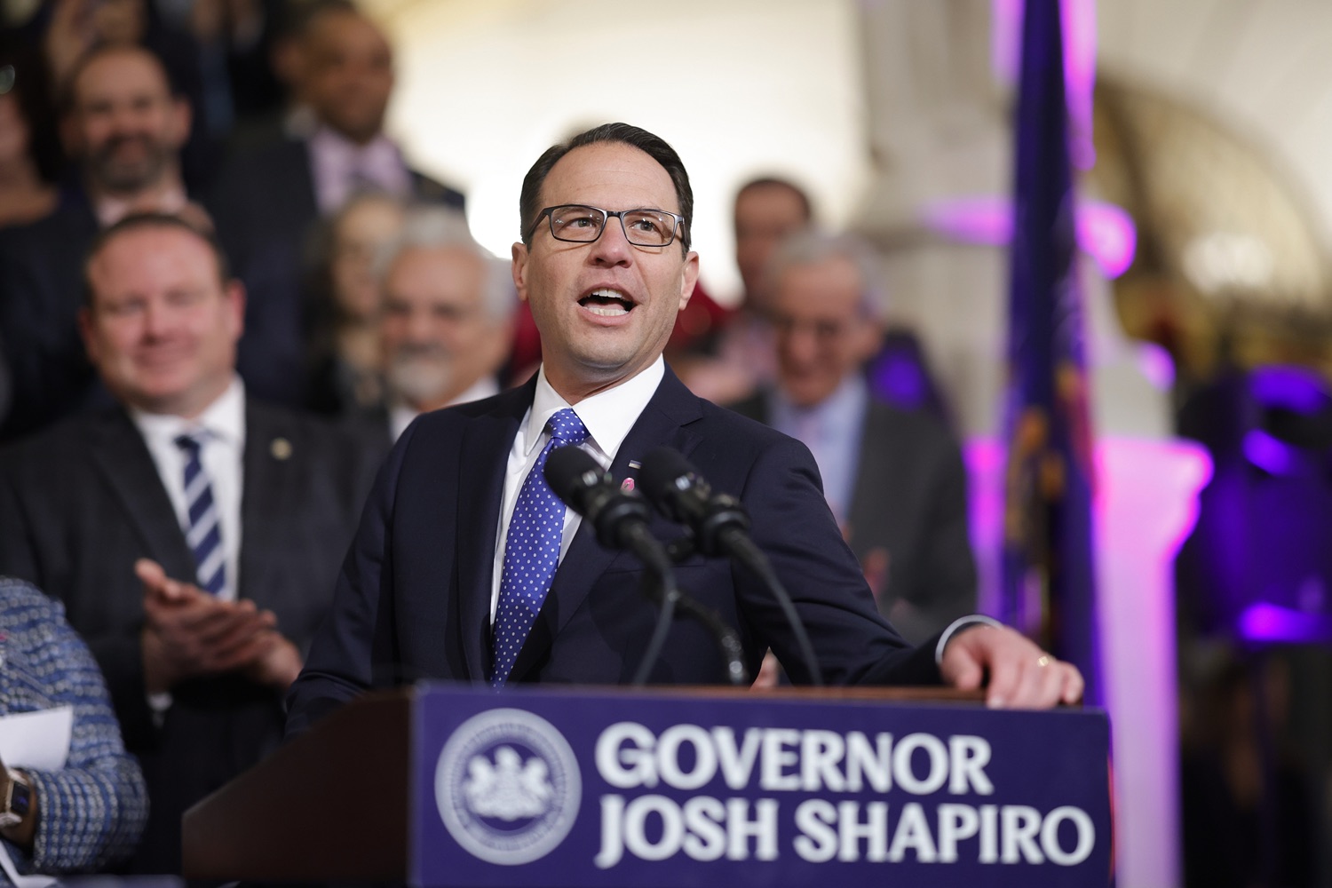 Governor Josh Shapiro signed the first bill of his Administration - Act 1 of 2023, a first-of-its-kind law in the nation that will require insurers to cover preventive breast and ovarian cancer screenings for high-risk women at no cost. MAY 01, 2023 - HARRISBURG, PA<br><a href="https://filesource.amperwave.net/commonwealthofpa/photo/23041_gov_sb8_dz_015.JPG" target="_blank">⇣ Download Photo</a>