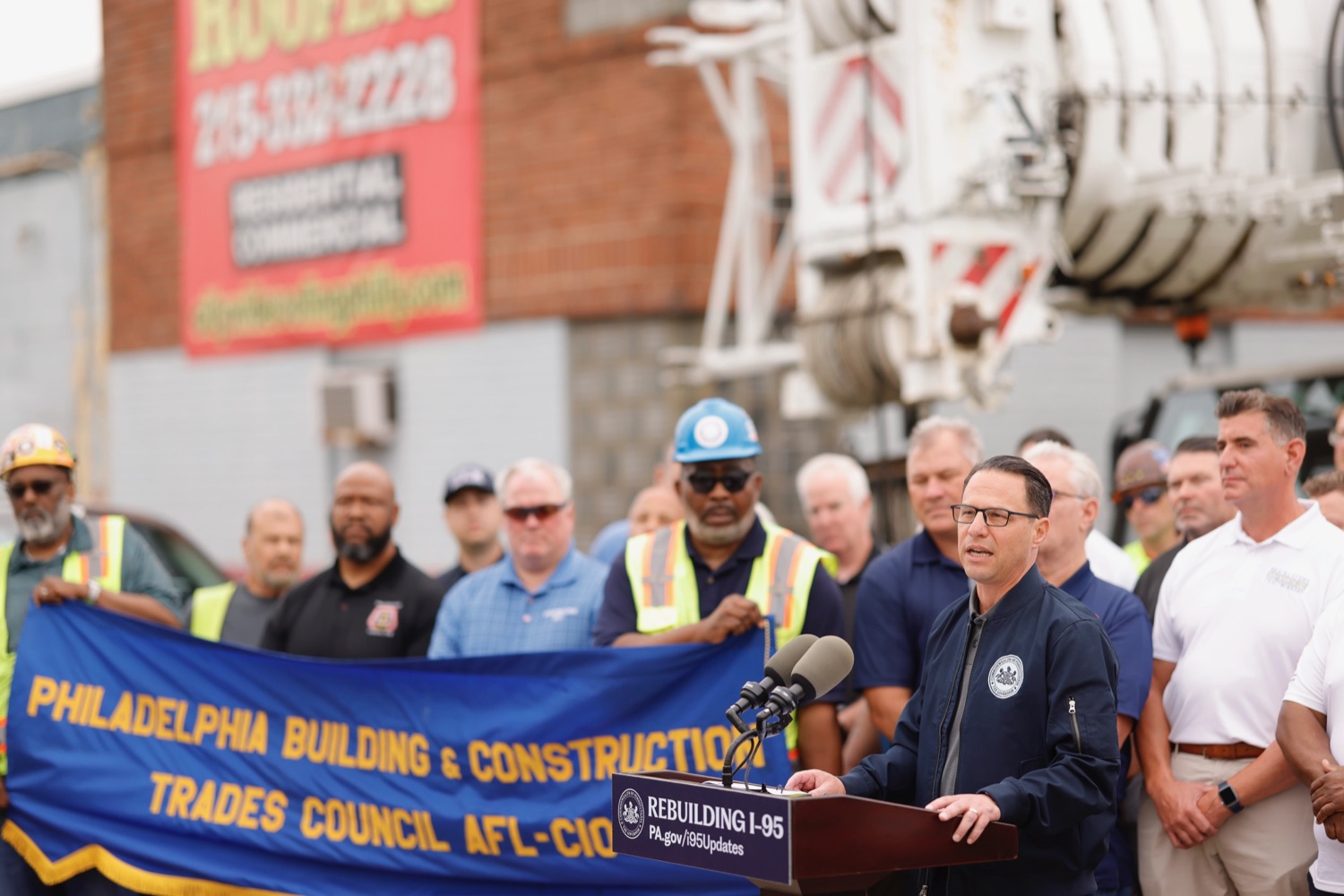 Governor Shapiro, PennDOT, Federal Highway Administration, City of Philadelphia to Provide Updates on I-95 Response<br><a href="https://filesource.amperwave.net/commonwealthofpa/photo/23256_gov_I95briefing_3.jpeg" target="_blank">⇣ Download Photo</a>
