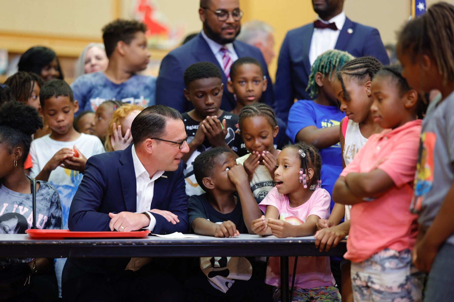 Governor Shapiro Signs Ceremonial Budget Bill Creating Universal Free Breakfast, Making Historic Investments in Public Education During Visit to Allegheny County Elementary School on August 8, 2023.<br><a href="https://filesource.amperwave.net/commonwealthofpa/photo/23563_Gov_Education_DZ_003.JPEG" target="_blank">⇣ Download Photo</a>