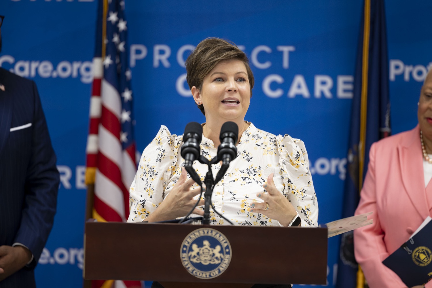 Kristi Martin, Senior Adviser at Centers for Medicare & Medicaid Services, highlights the importance of the new and upcoming benefits to seniors from the Inflation Reduction Act, in Harrisburg, PA on October 25, 2023.<br><a href="https://filesource.amperwave.net/commonwealthofpa/photo/23946_lg_medicareAutumn_14.jpg" target="_blank">⇣ Download Photo</a>