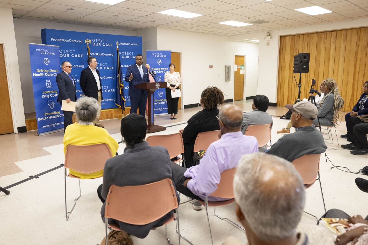 Lieutenant Governor Austin Davis highlights some of the new cost-saving benefits for seniors in the Inflation Reduction Act, at the Heinz-Menaker Senior Center in Harrisburg, PA on October 25, 2023.<br><a href="https://filesource.amperwave.net/commonwealthofpa/photo/23946_lg_medicareAutumn_23.jpg" target="_blank">⇣ Download Photo</a>
