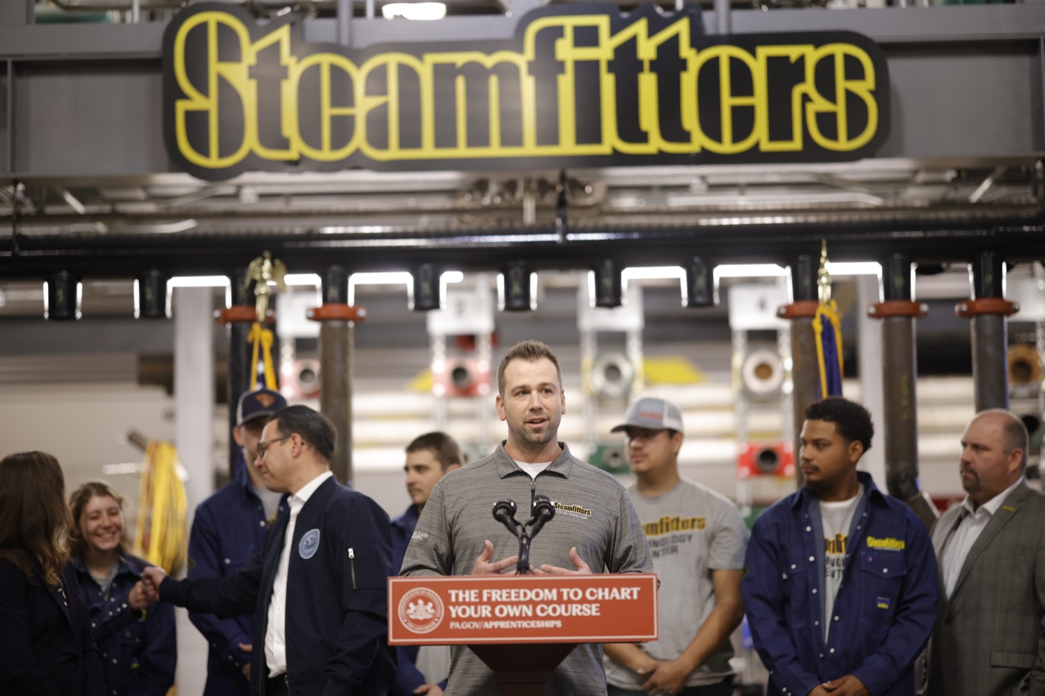 Governor Shapiro Touts Investments in Pennsylvanias Workforce, Apprenticeship Programs at Steamfitters Local 449 in Butler County<br><a href="https://filesource.amperwave.net/commonwealthofpa/photo/24063_gov_apprenticeshipWeek_02.jpeg" target="_blank">⇣ Download Photo</a>