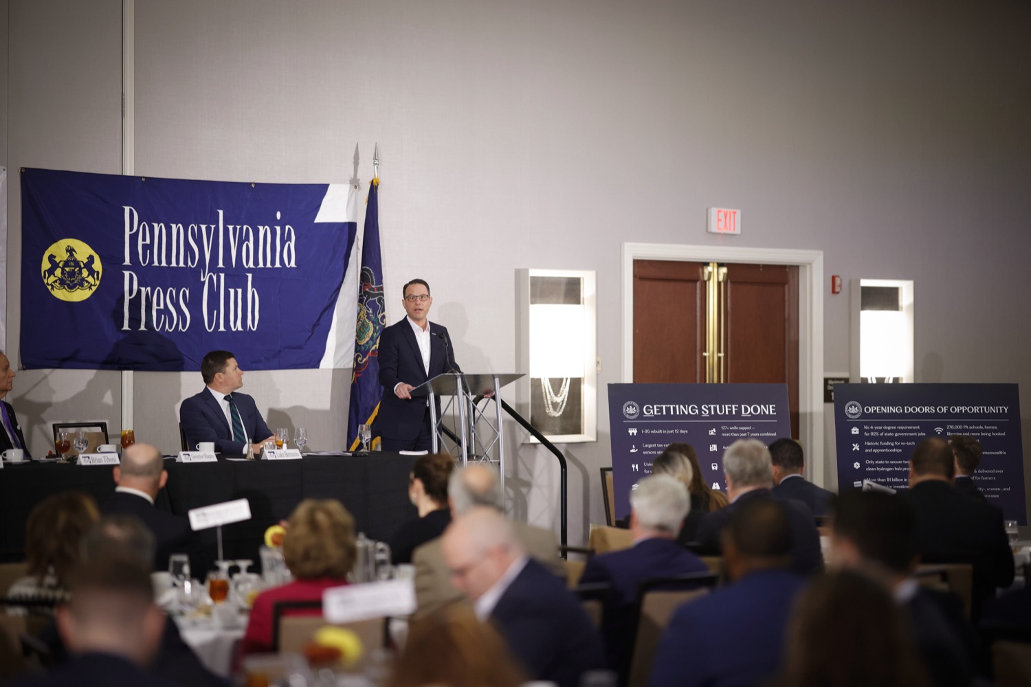 Governor Josh Shapiro delivered remarks at the Pennsylvania Press Club's November 2023 luncheon in Harrisburg.  NOVEMBER 20, 2023 - HARRISBURG, PA<br><a href="https://filesource.amperwave.net/commonwealthofpa/photo/24105_gov_papressclub_dz_0012.JPG" target="_blank">⇣ Download Photo</a>