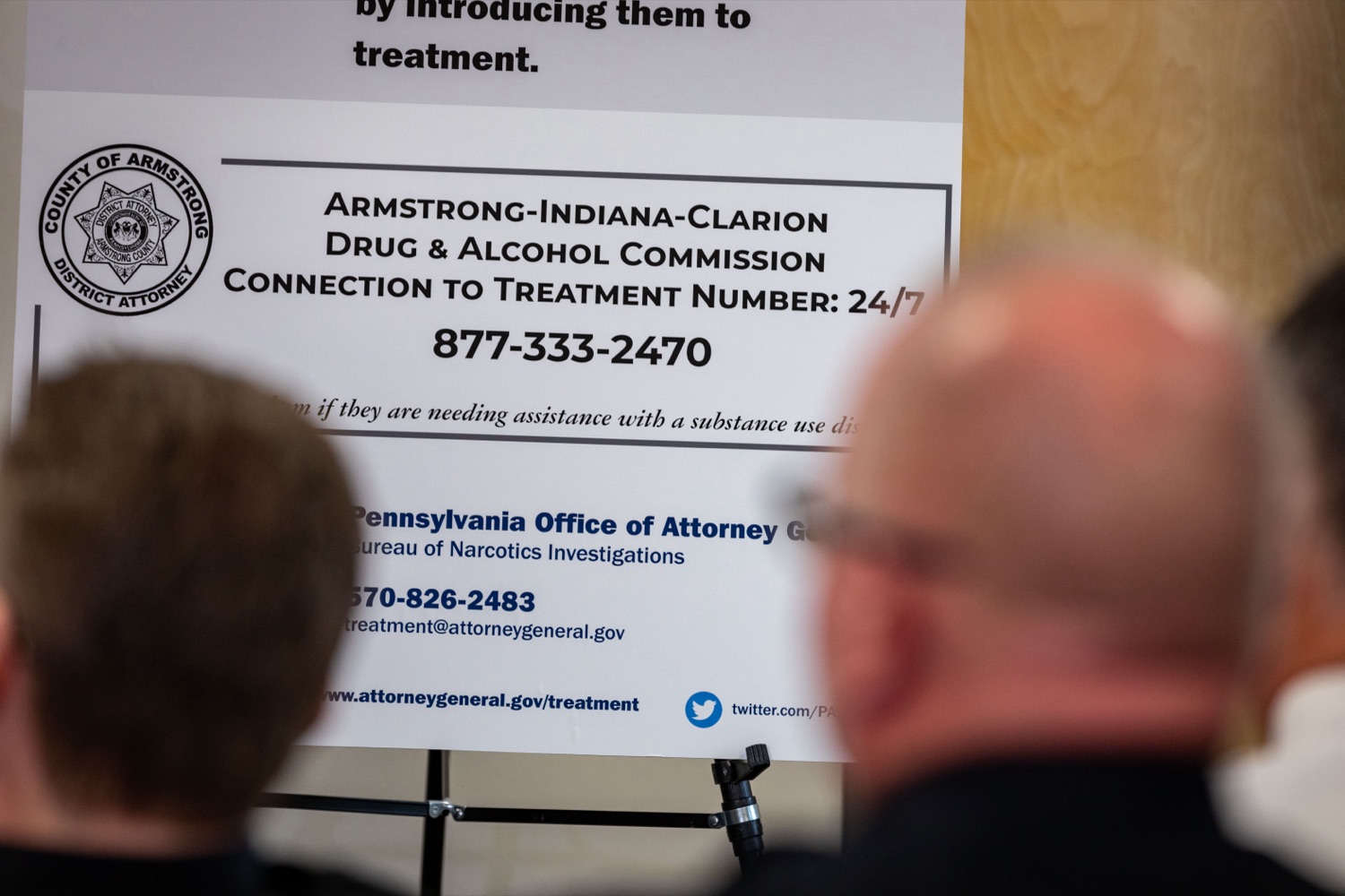 Attorney General Michelle Henry announces the expansion of the Law Enforcement Treatment Initiative (LETI) in Armstrong County. PA LETI is a law enforcement-led treatment initiative that will allow Pennsylvanians in Armstrong County seeking treatment for substance use disorder to use their local law enforcement, county officials, and community stakeholders, to contact the Armstrong-Indiana-Clarion Drug and Alcohol Commission for treatment services without the threat of arrest..<br><a href="https://filesource.amperwave.net/commonwealthofpa/photo/24312_oag_armstrongLETI_sc_02.jpg" target="_blank">⇣ Download Photo</a>