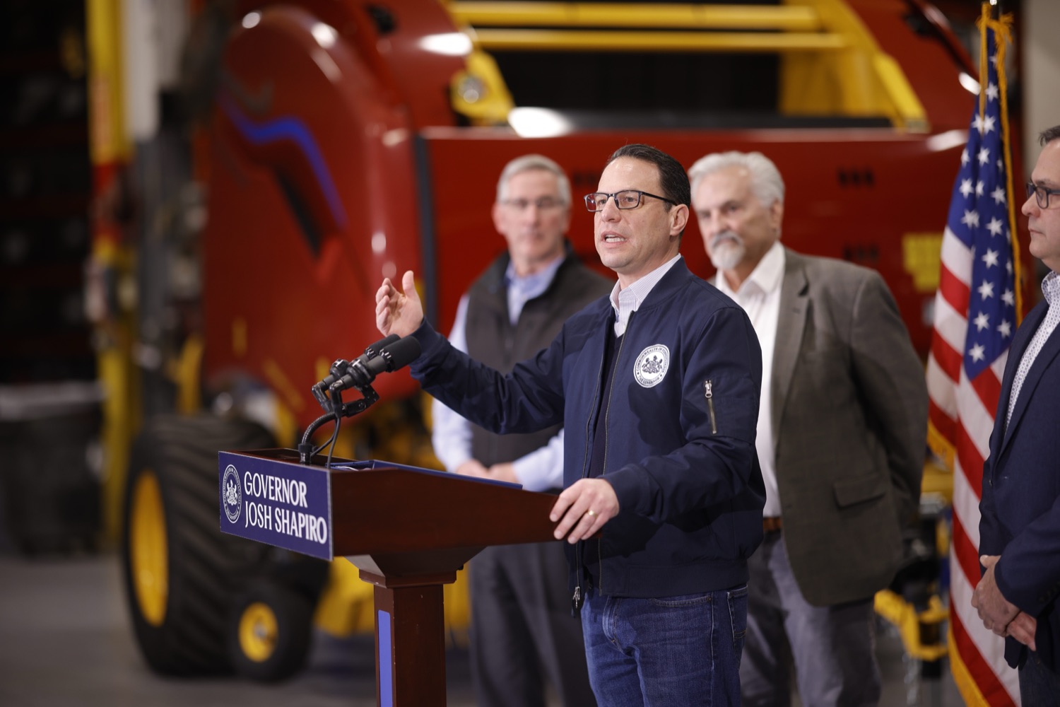 First Day After Budget Address, Governor Shapiro and Secretary Redding Visit New Holland Equipment, Highlight the Governors Proposed Investments in Agriculture Innovation<br><a href="https://filesource.amperwave.net/commonwealthofpa/photo/24439_gov_agInnovation_01.jpg" target="_blank">⇣ Download Photo</a>