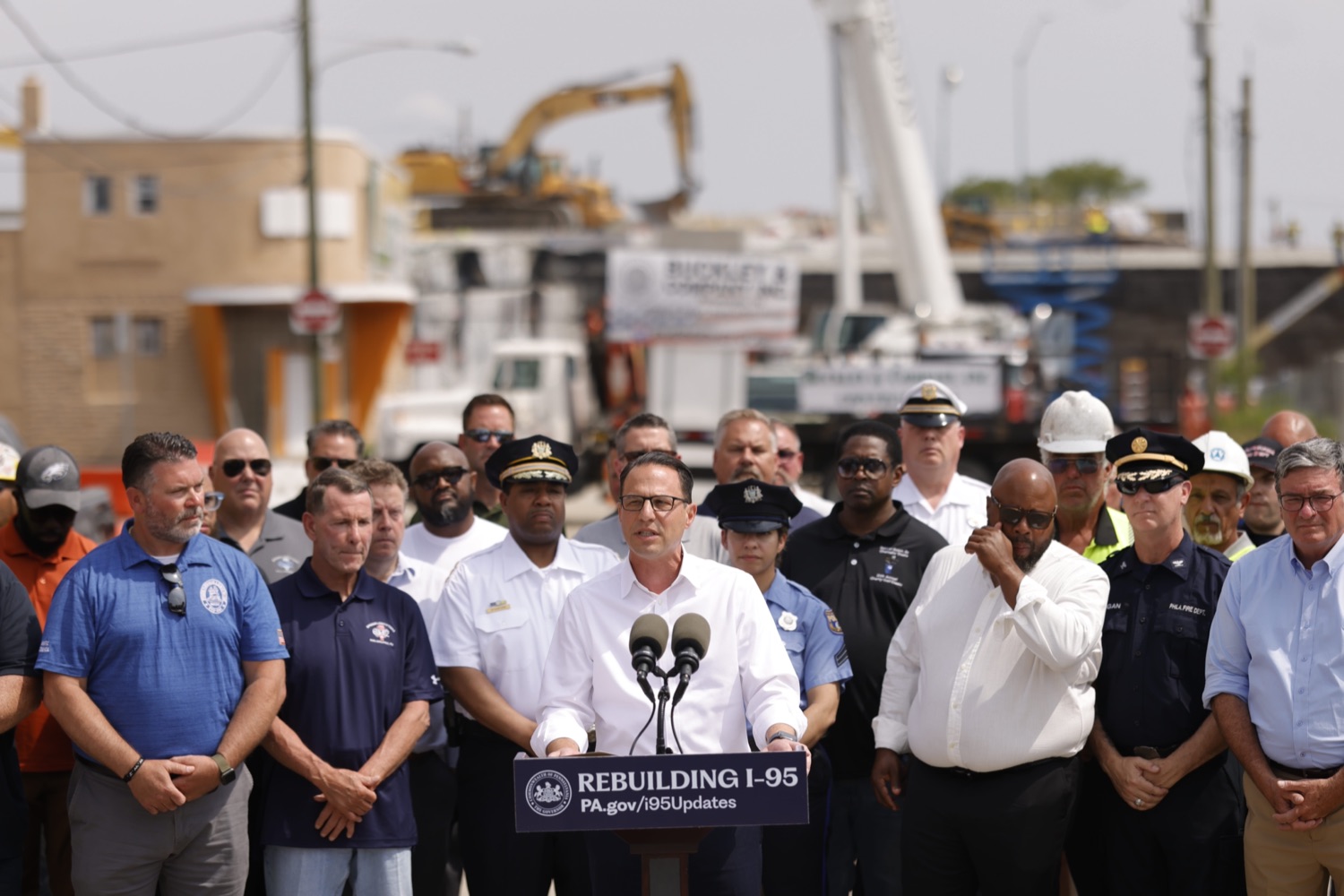 Governor Shapiro, PennDOT Secretary Carroll Announce I-95 Will Reopen This Weekend as the Shapiro Administrations Response Continues Ahead of Schedule<br><a href="https://filesource.amperwave.net/commonwealthofpa/photo/Image12.jpeg" target="_blank">⇣ Download Photo</a>